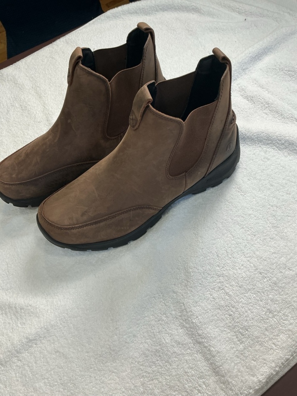 Lands' End Men's Brown Chukka Boots